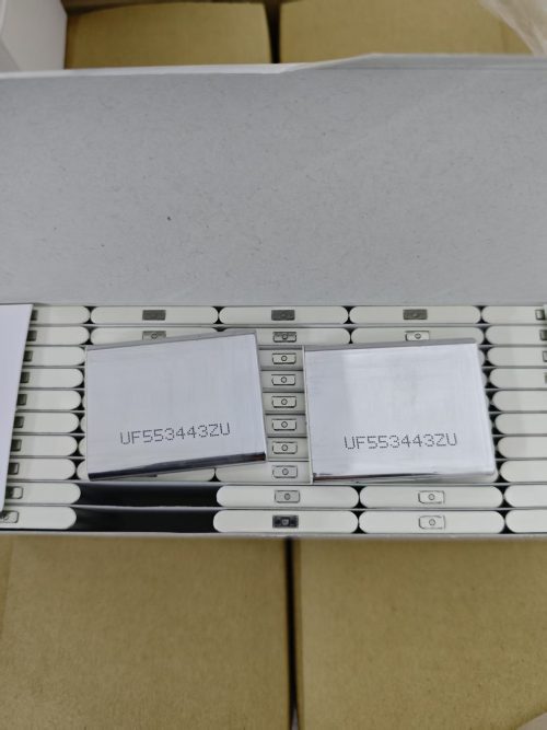 UF553443ZU cells